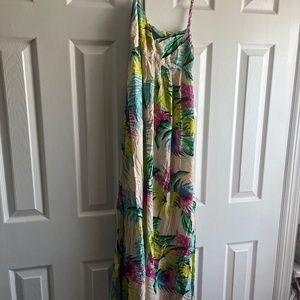 Tropical vacation dress
